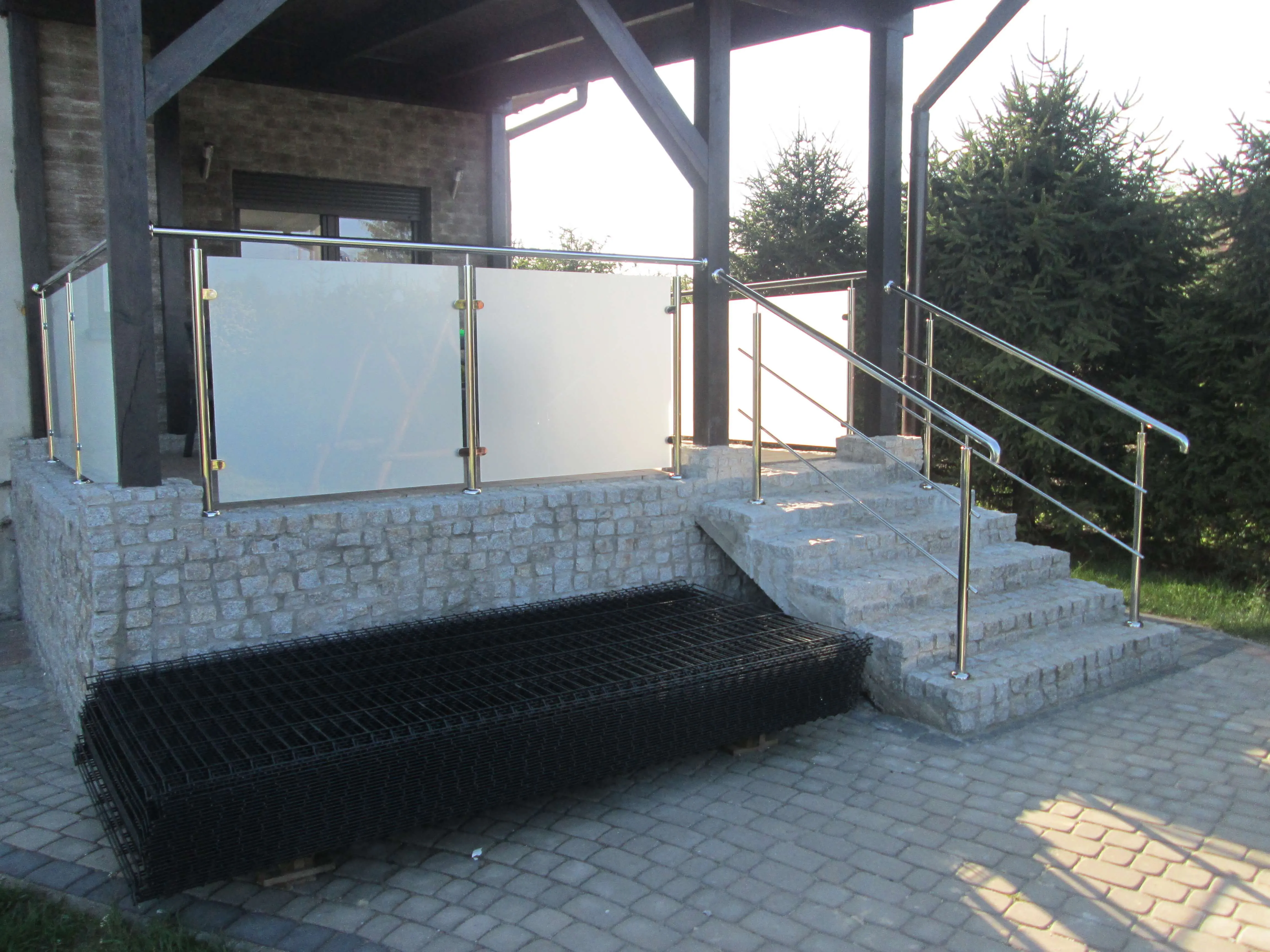 projekt poręczy zrealizowany przez firmę Menżyk