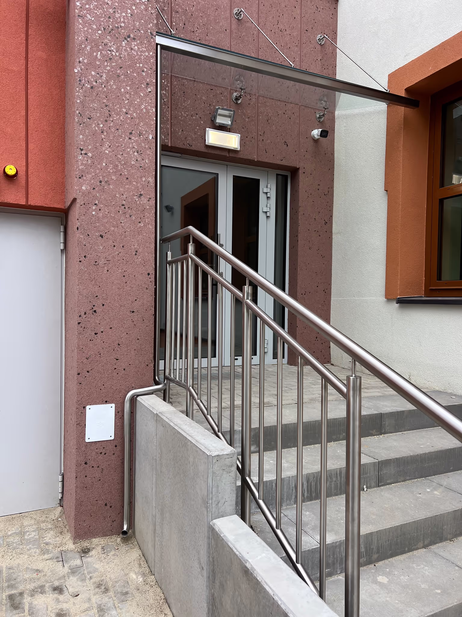 projekt poręczy zrealizowany przez firmę Menżyk